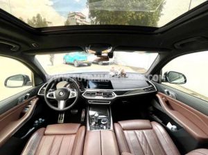 Xe BMW X7 xDrive40i M Sport 2022