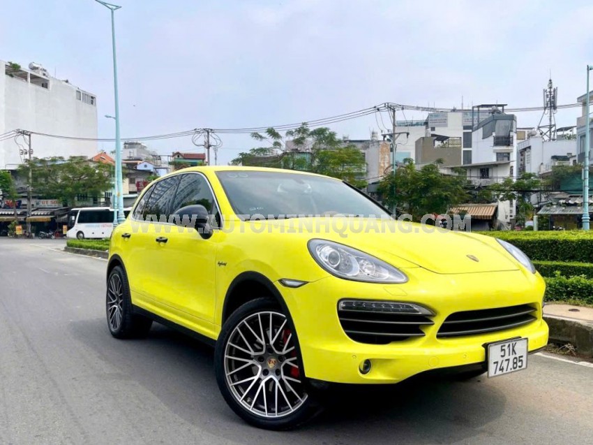 Porsche Cayenne S E-Hybrid
