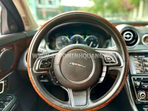 Xe Jaguar XJ series XJL 3.0 Portfolio 2016