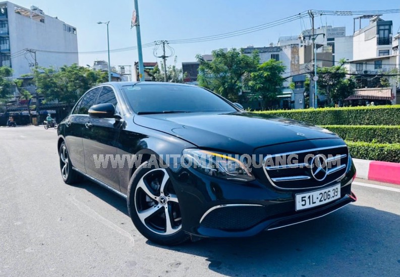 Mercedes Benz E200 Sport