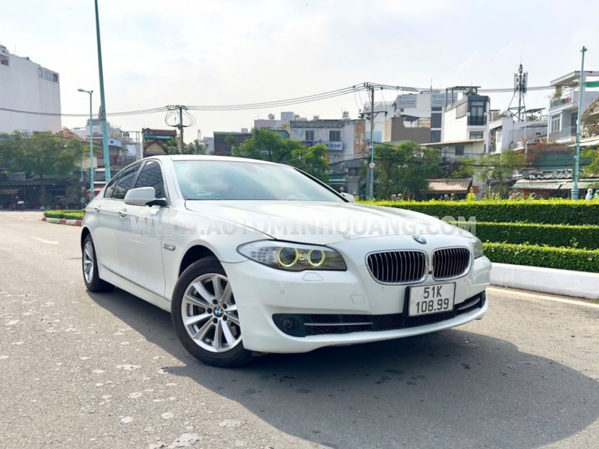 BMW 5 Series 520i