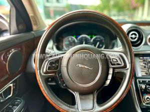 Xe Jaguar XJ series XJL 3.0 Portfolio 2016