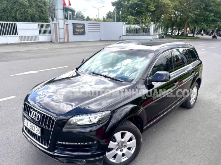 Audi Q7 3.0 AT