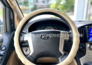Xe Hyundai Grand Starex 2.4 MT 2011