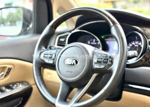 Xe Kia Sedona Noble Klasse V4 2.2 DAT 2020