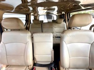 Xe Hyundai Grand Starex 2.4 MT 2011