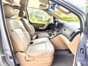 Xe Hyundai Grand Starex 2.4 MT 2011