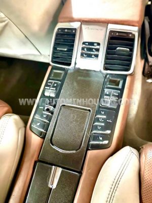 Xe Porsche Panamera Turbo S 2010