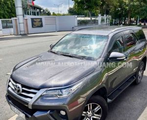 Xe Toyota Fortuner 2.4G 4x2 MT 2017