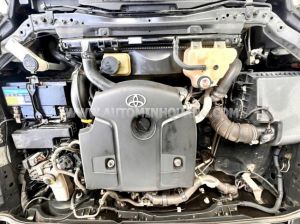 Xe Toyota Fortuner 2.4G 4x2 MT 2017