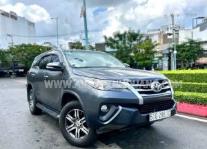 Xe Toyota Fortuner 2.4G 4x2 MT 2017