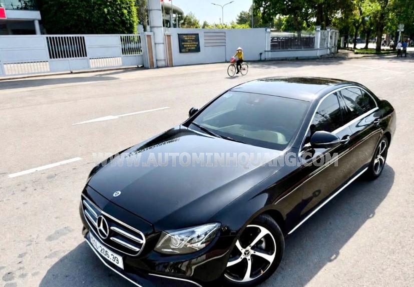 Mercedes Benz E class E200 Sport